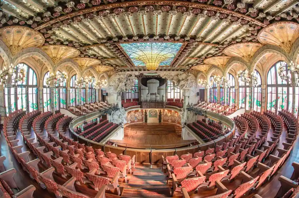 Palau de la Música Catalana: Arte Modernista y Sabor en Tracatrá
